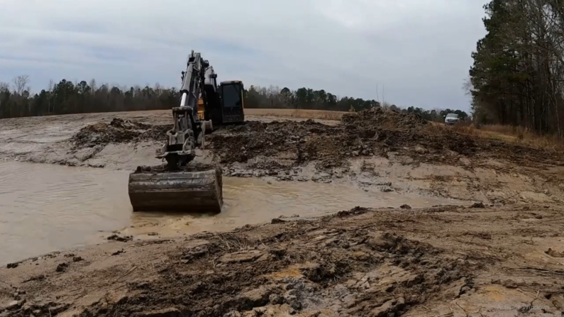 Letsdig18 Hydraulic Tilt Ditch Cleaning Bucket